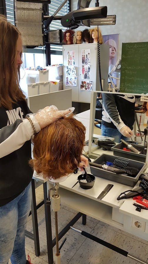 Frisieren ...